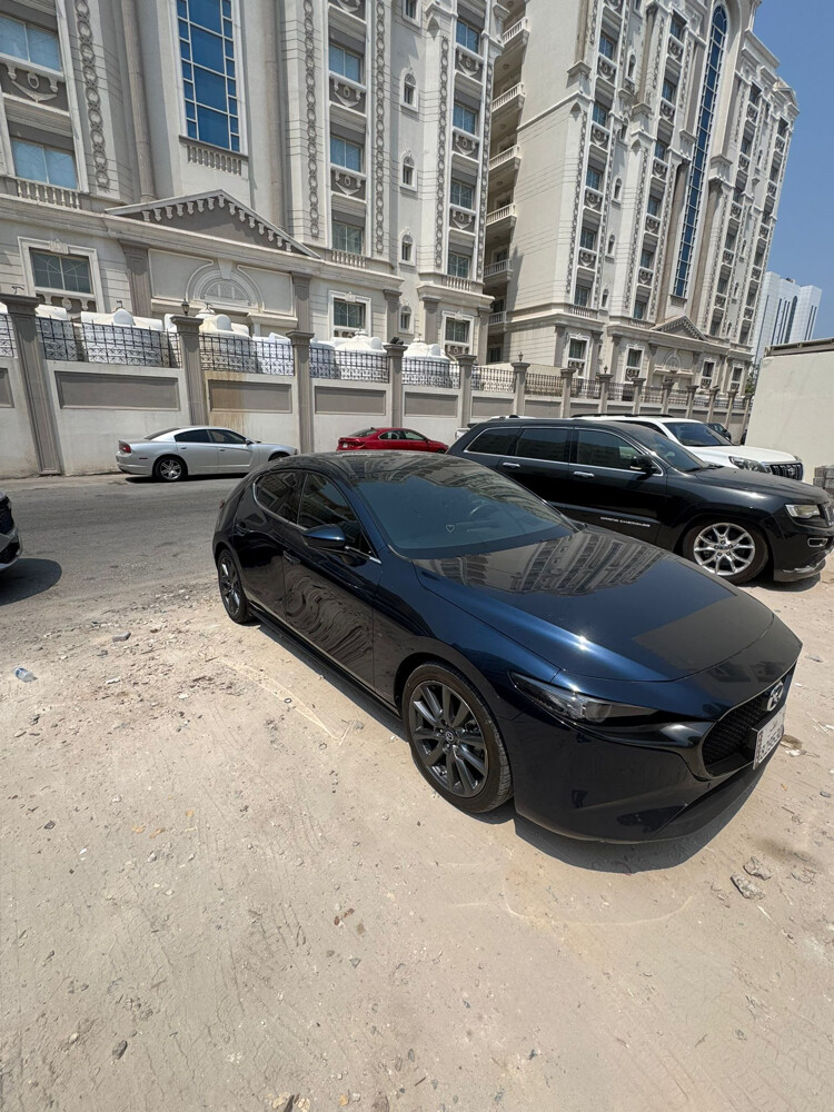 مازدا ٣ - 3