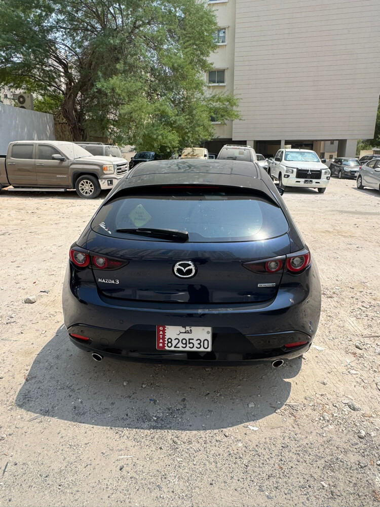 مازدا ٣ - 1