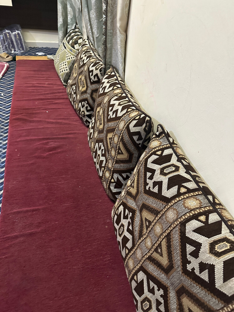 4 pillows 1 long sitting mattress  - 3
