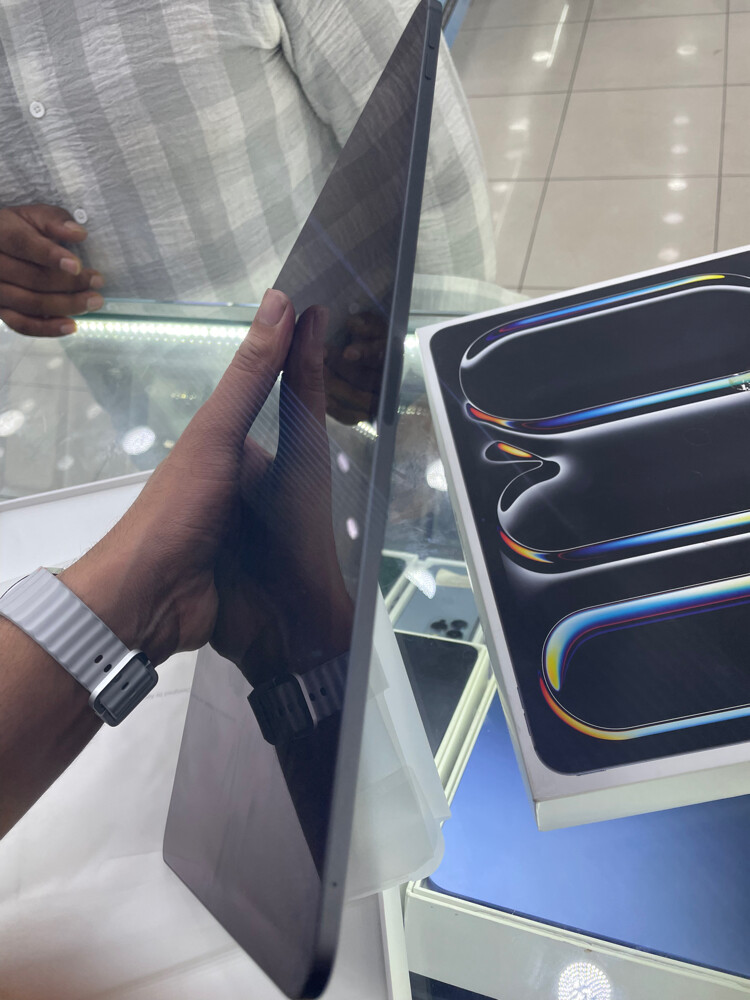 iPad Pro m5 13inches 256gb - 8