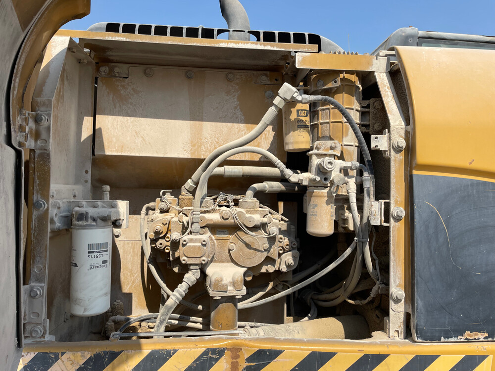 caterpillar excavator 320 - 8