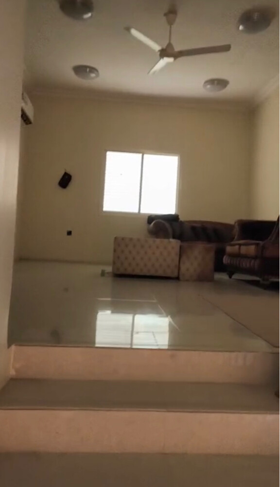 فيلا للبيع بسعر مميز في نعيجه  - 4