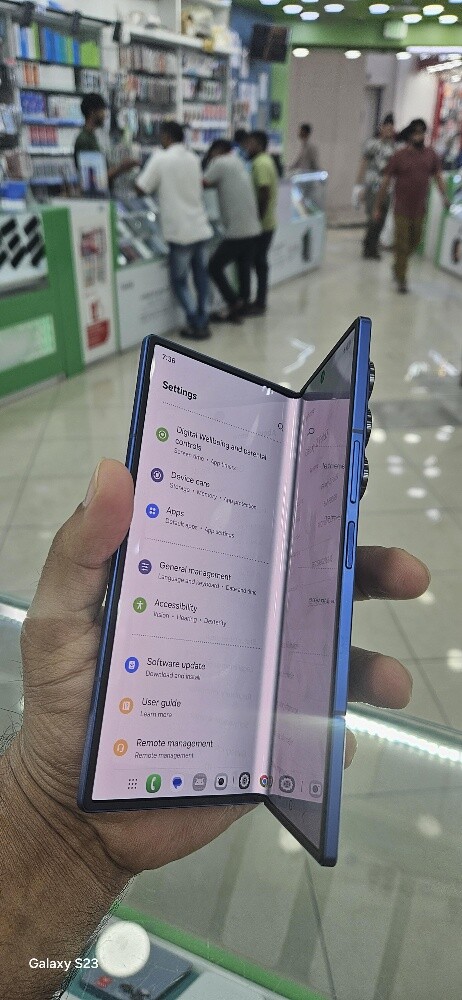 Samsung Zfold 7 - 10