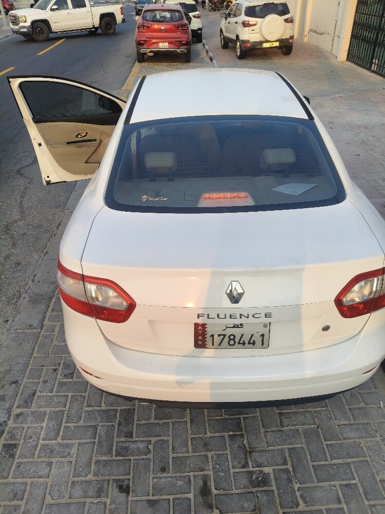 RENAULT CAR - 1