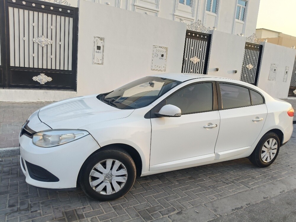 RENAULT CAR - 3