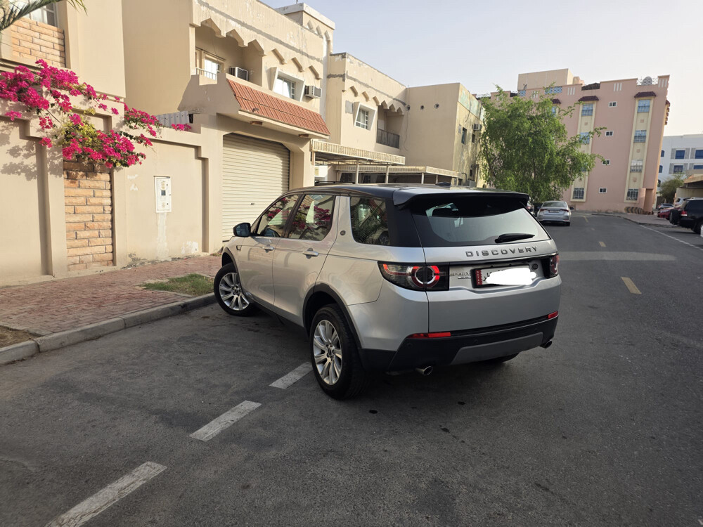 Land Rover Discovery Sport HSEsi4  - 10