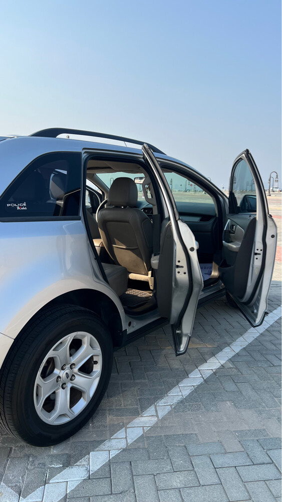 ford edge  - 7