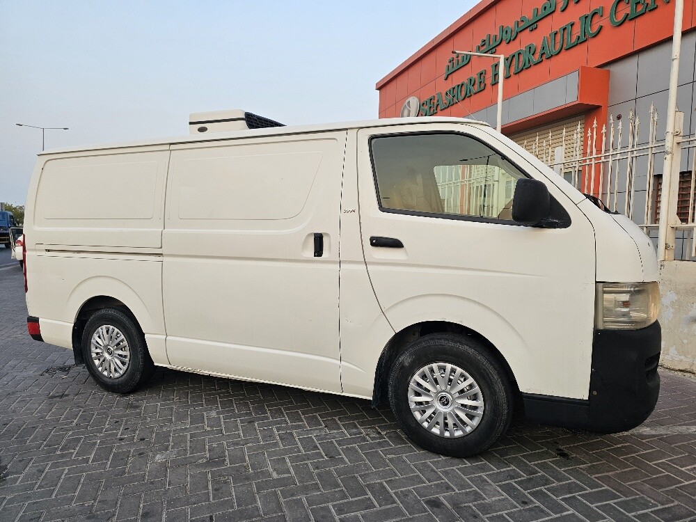 Toyota hiace - 1