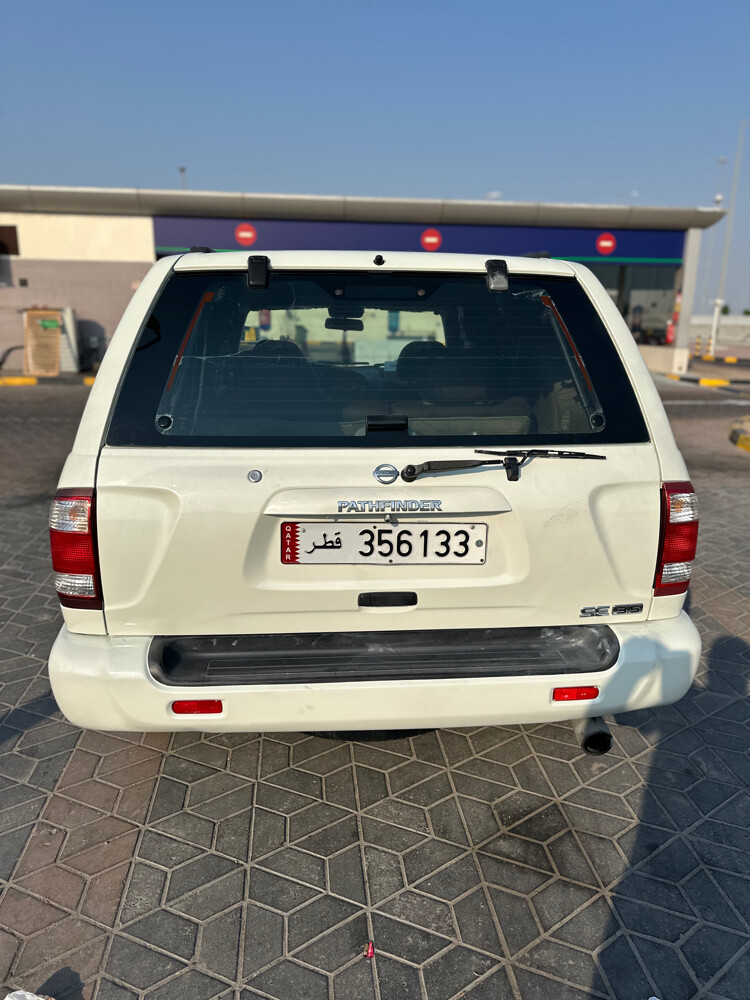 Nissan Pathfinder (2003) - 3