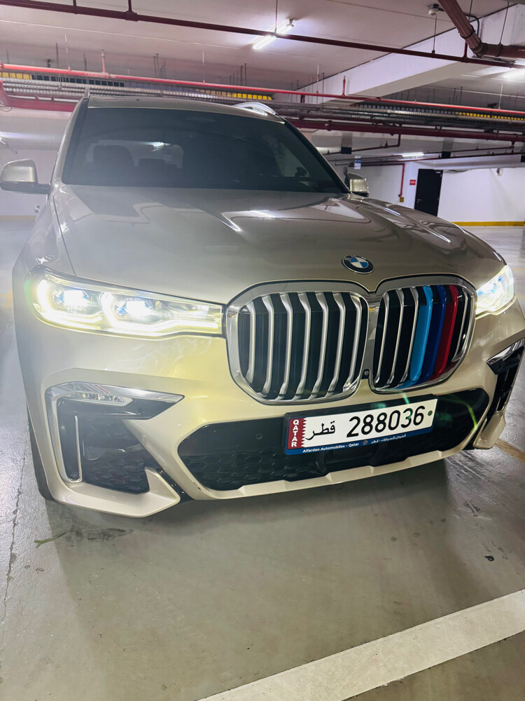 بي ام دبليو اكس ٧ - 1