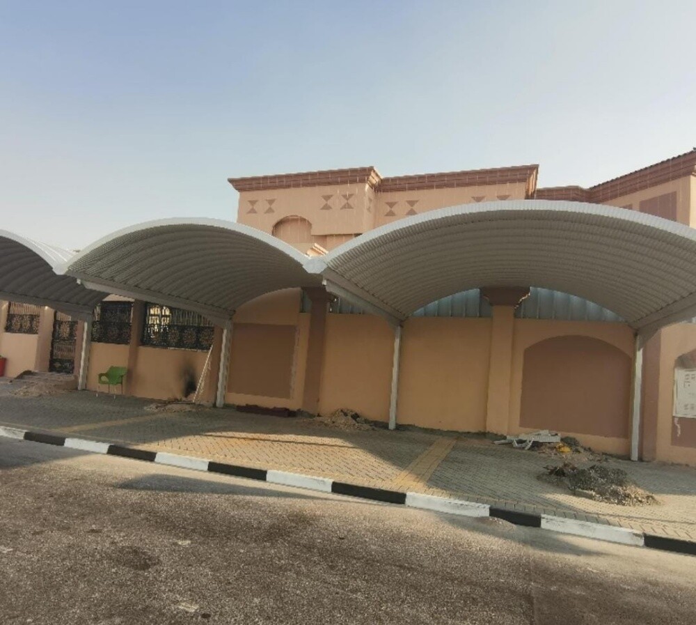 نقوم بجميع اعمال خدمات الصيانة لل - 2