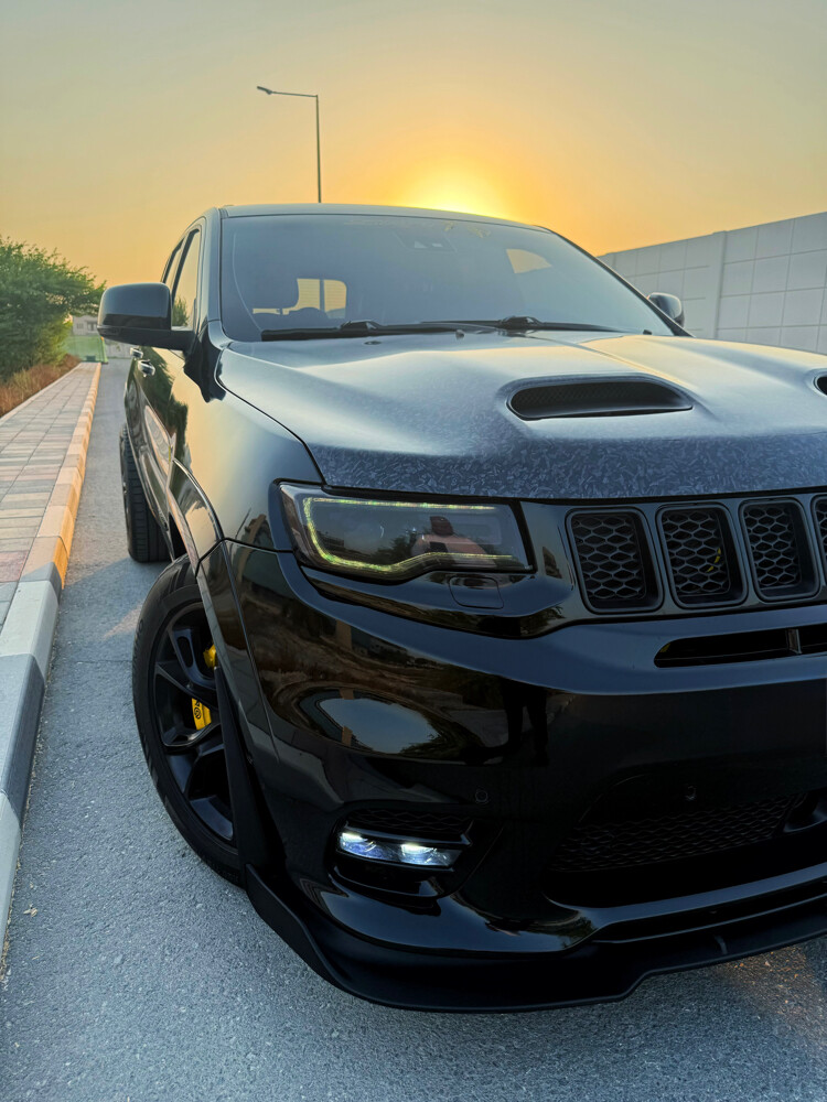 Jeep grand Cherokee SRT - 19
