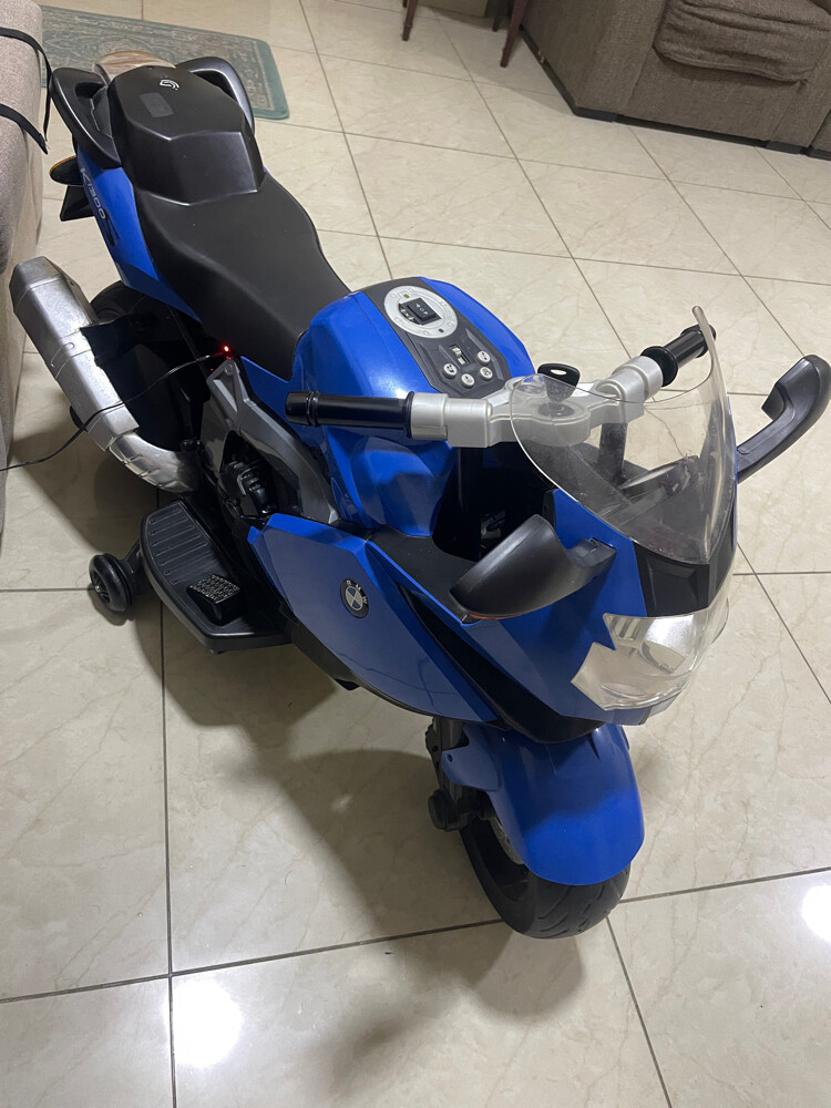 BMW ELECTRIC SCOOTER FOR KIDS - 1