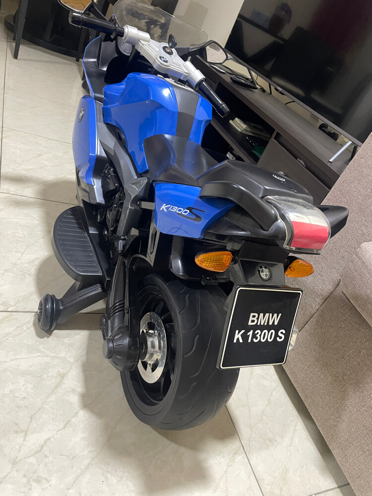 BMW ELECTRIC SCOOTER FOR KIDS - 5