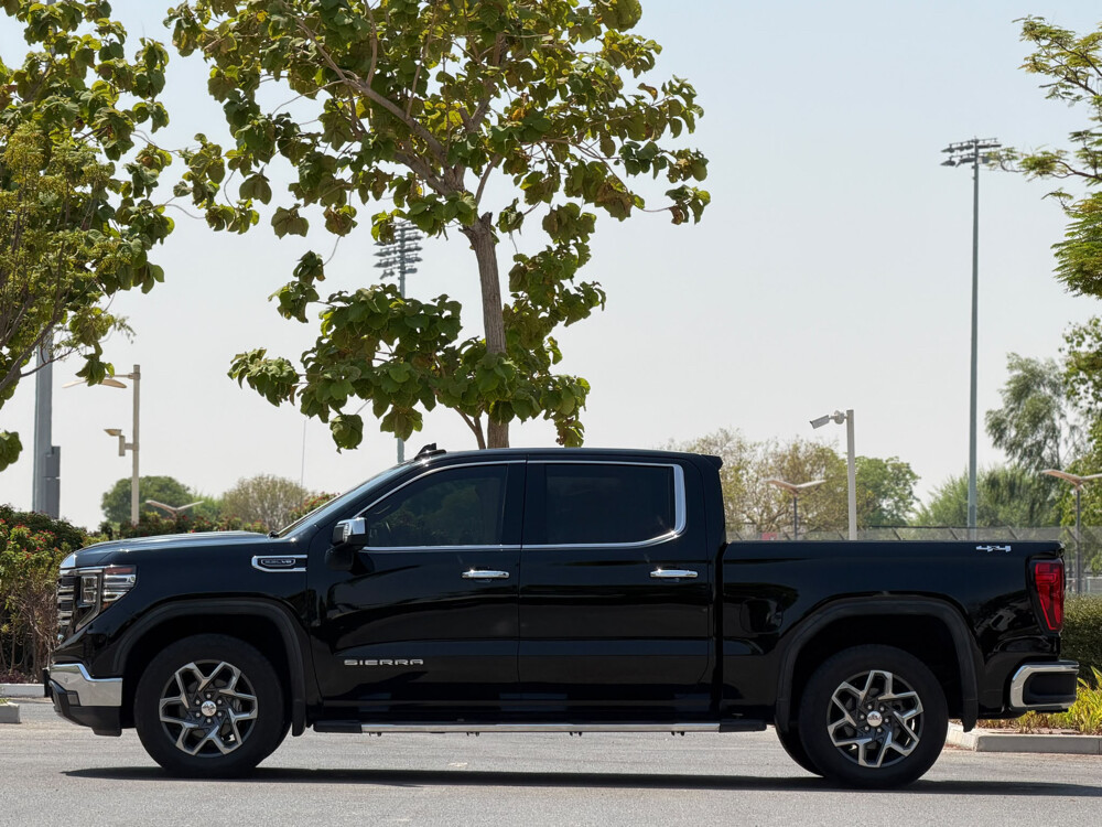 GMC Sierra  - 7