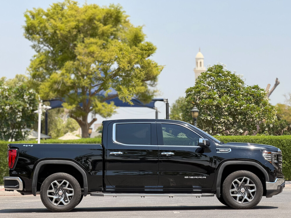 GMC Sierra  - 8