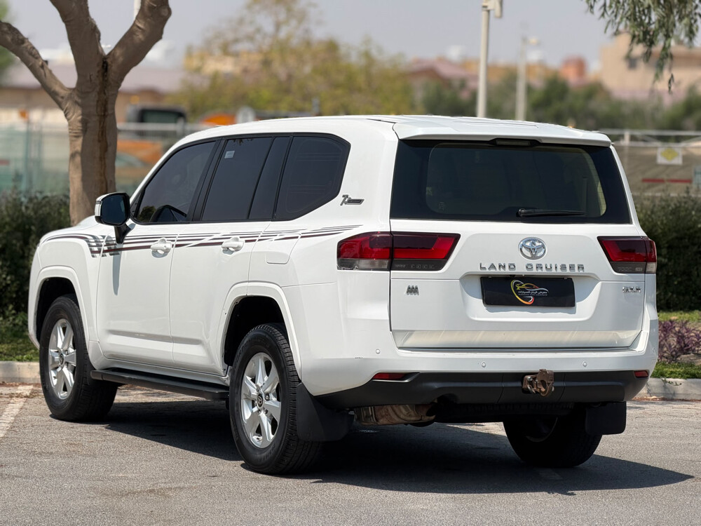Toyota Land Cruiser GXR - 5