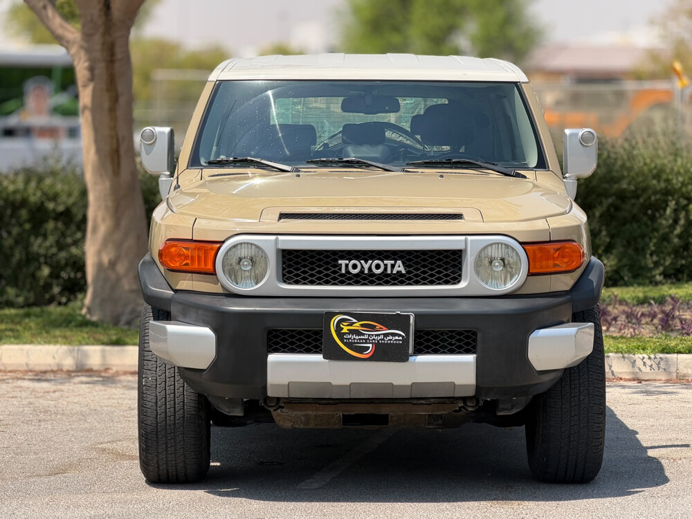Toyota FJ Cruiser - 2