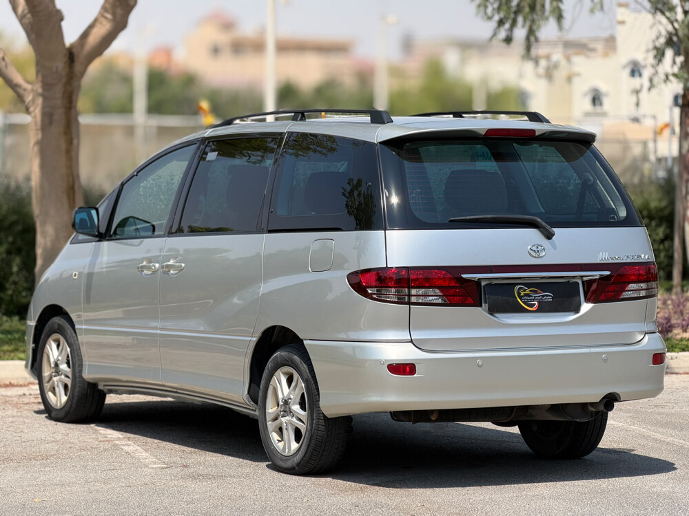Toyota Previya - 6