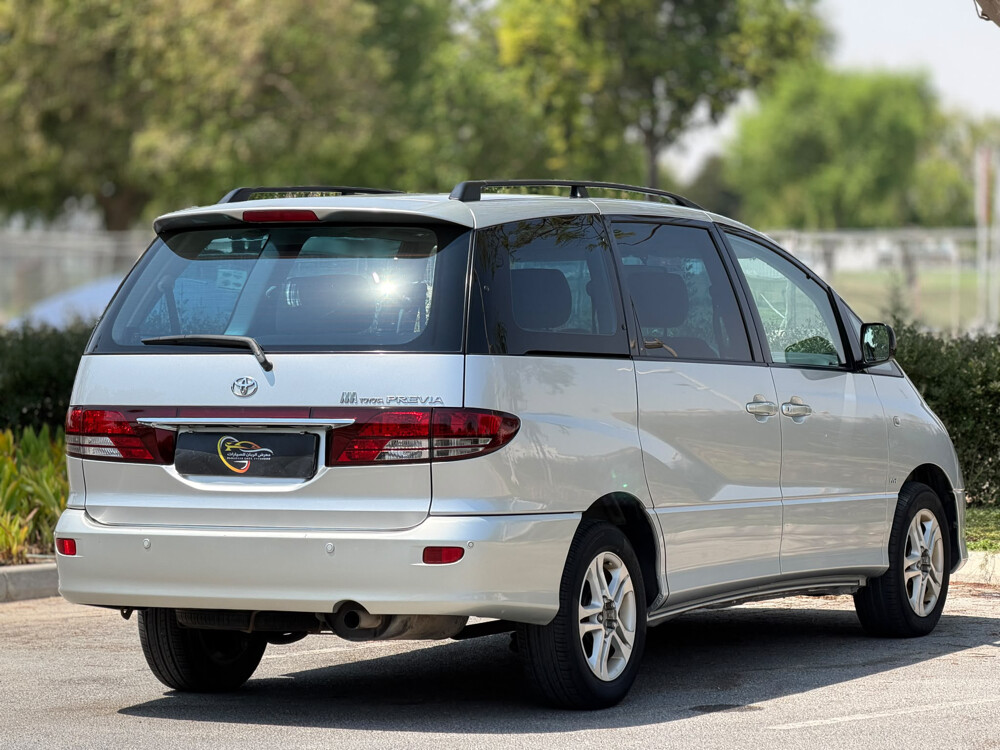 Toyota Previya - 4