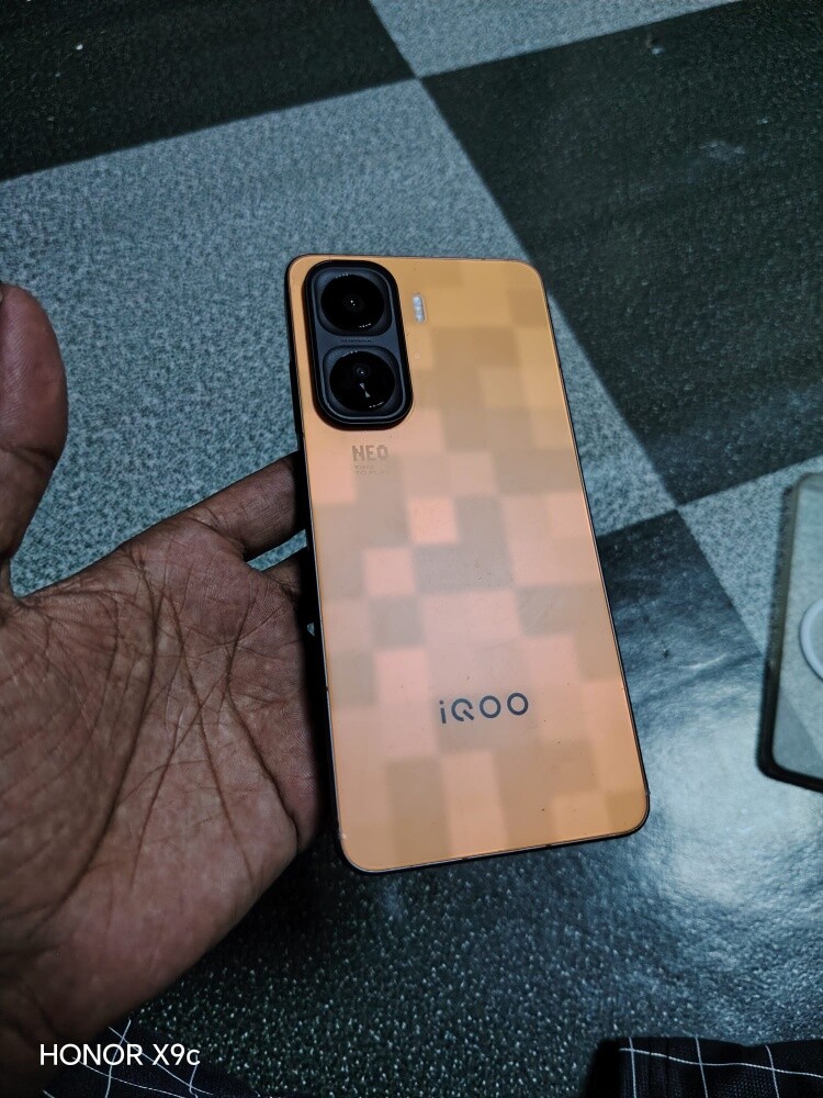 vivo iqoo new 11 5g - 3
