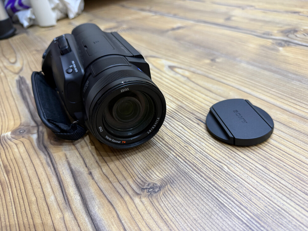 Sony camara video fdr-ax700 - 5