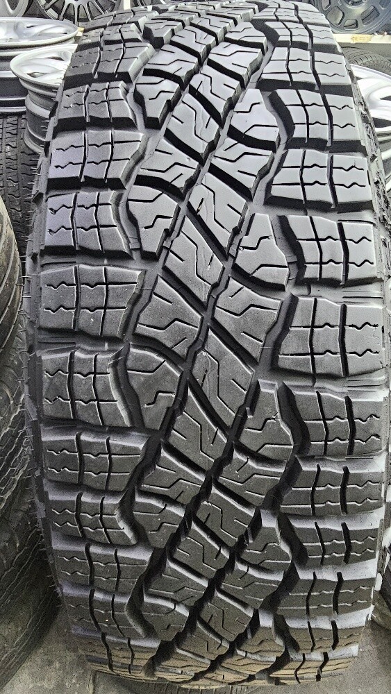 GMC RIM - 3