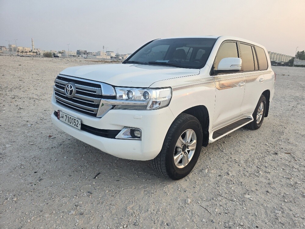 Toyota gxr v6 full option 2016 - 1