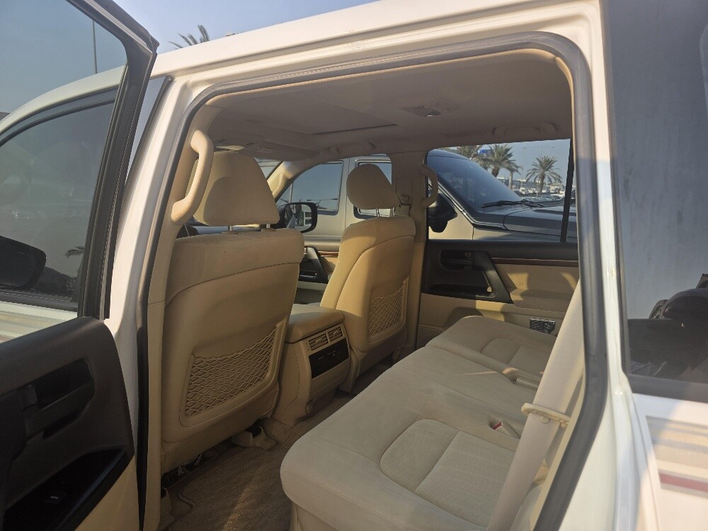 Toyota gxr v6 full option 2016 - 6