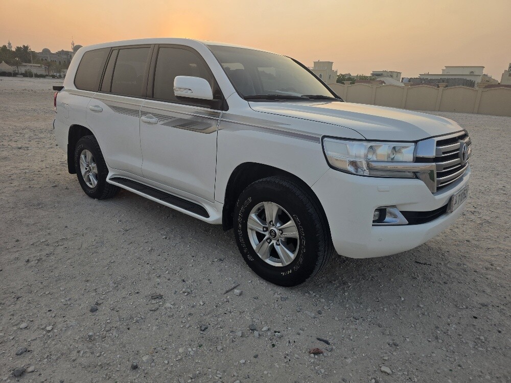Toyota gxr v6 full option 2016 - 3