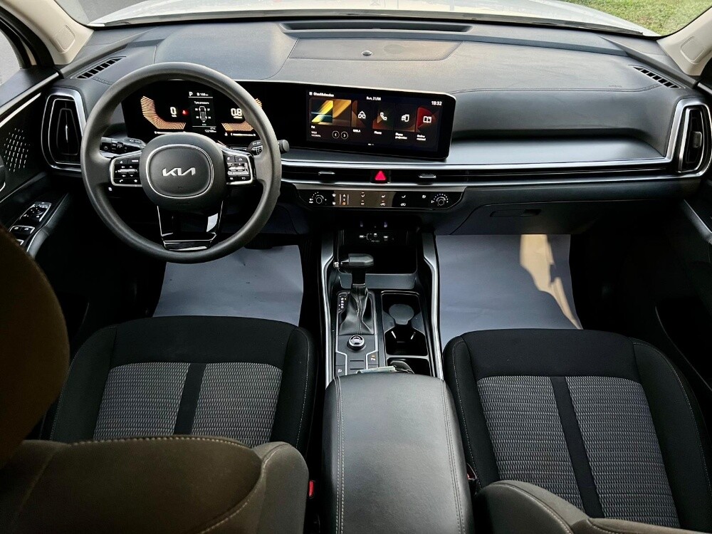 Kia Sorrento - 2