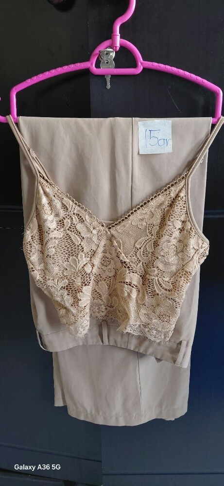 Decluttering - Womens Clothing - 17