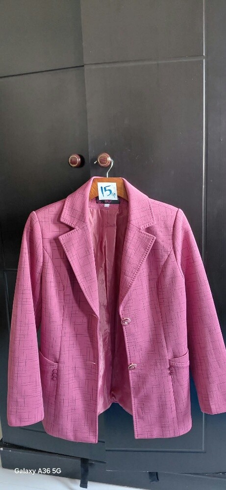 Decluttering - Womens Clothing - 29