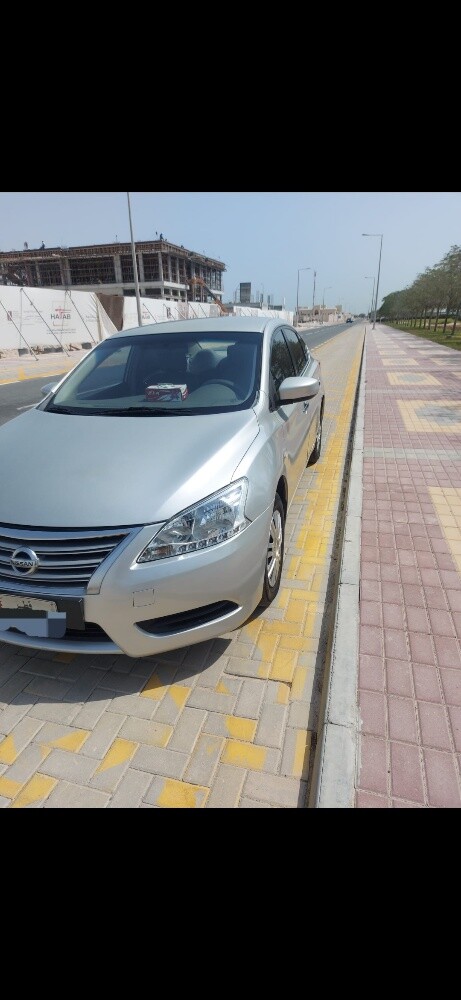 Nissan Sentra - 1
