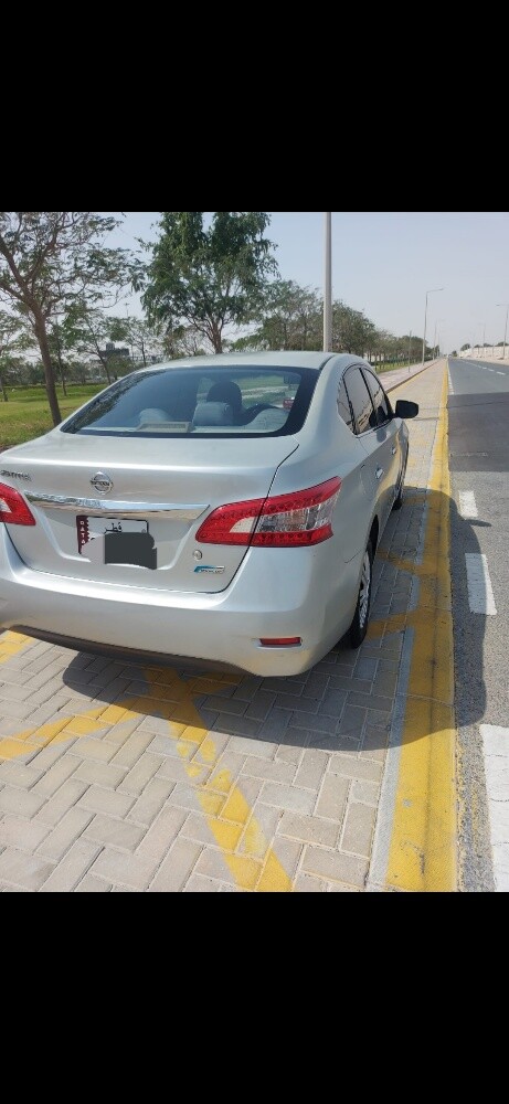 Nissan Sentra - 3