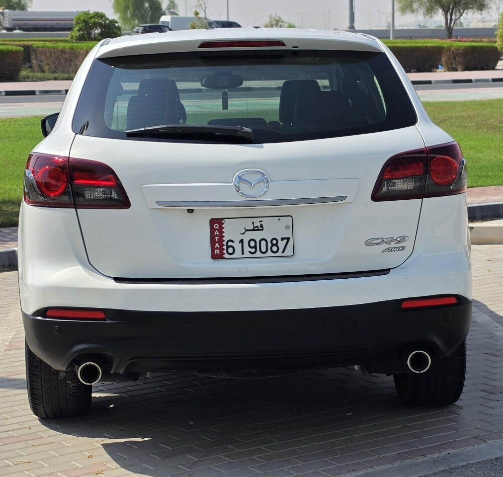 2014 Mazda CX9, Company maintained - 2