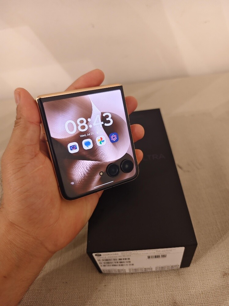 Motorola razr 60 ultra 512gb - 1