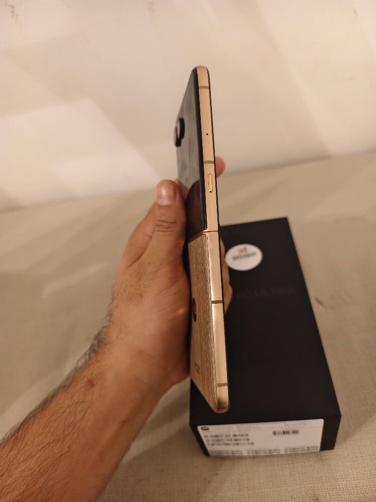 Motorola razr 60 ultra 512gb - 8