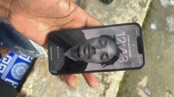 iPhone 13 blue 128 Gb for sale - 2