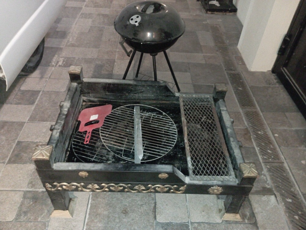 charcoal gilrs - 1