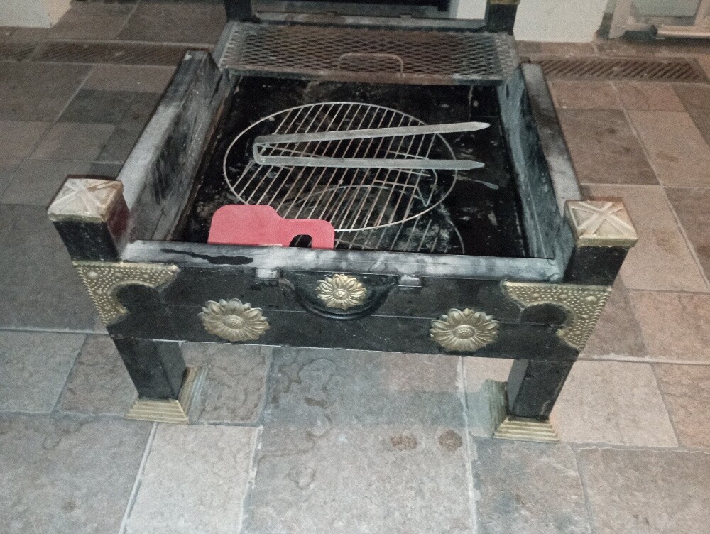charcoal gilrs - 3