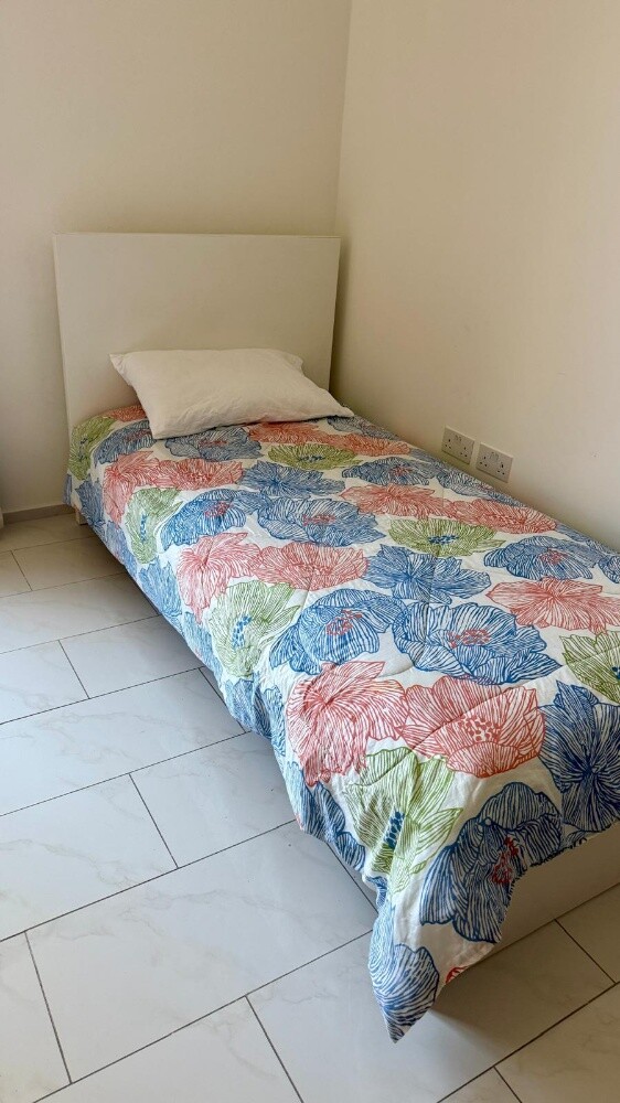 Single bed with an IKEA mattress in - 3
