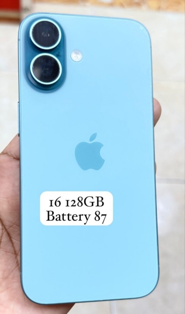 iPhone 16 128/ mint condition - 1