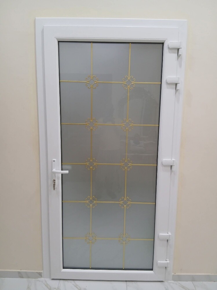 Custom-made aluminum kitchens
Cus - 14