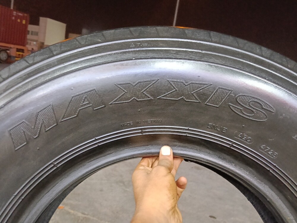 900/17.Maxxis Brand - 4