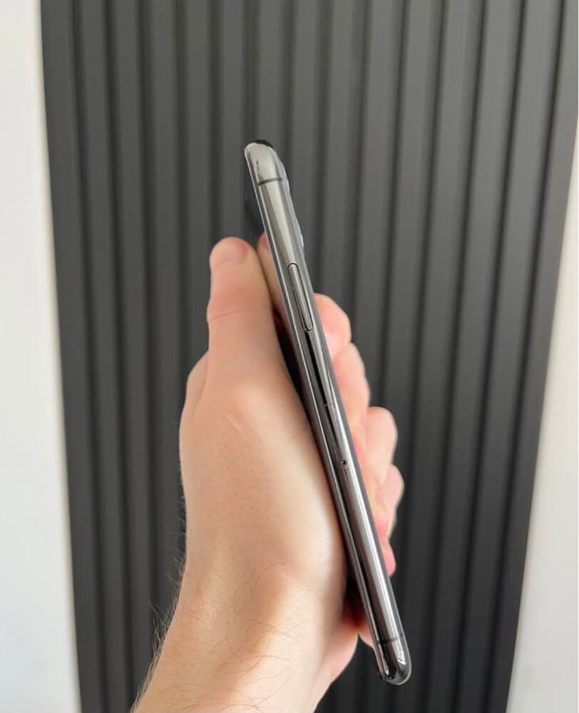 iphone 11 pro 256GB same like new - 2