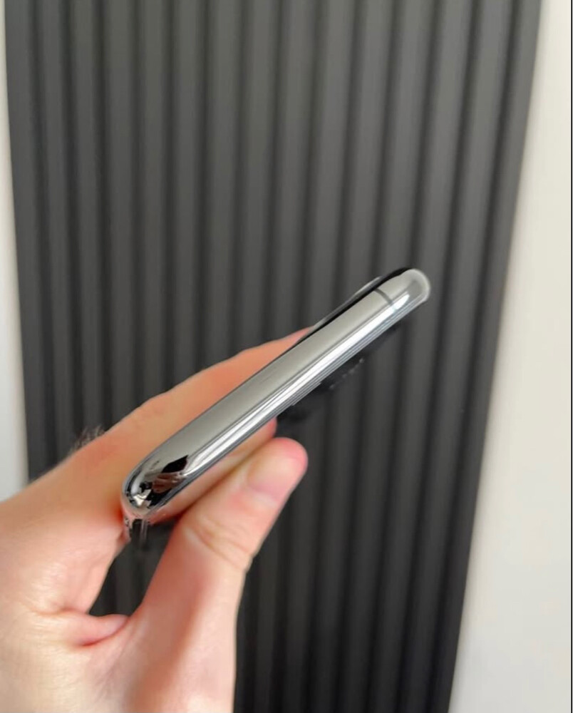 iphone 11 pro 256GB same like new - 3