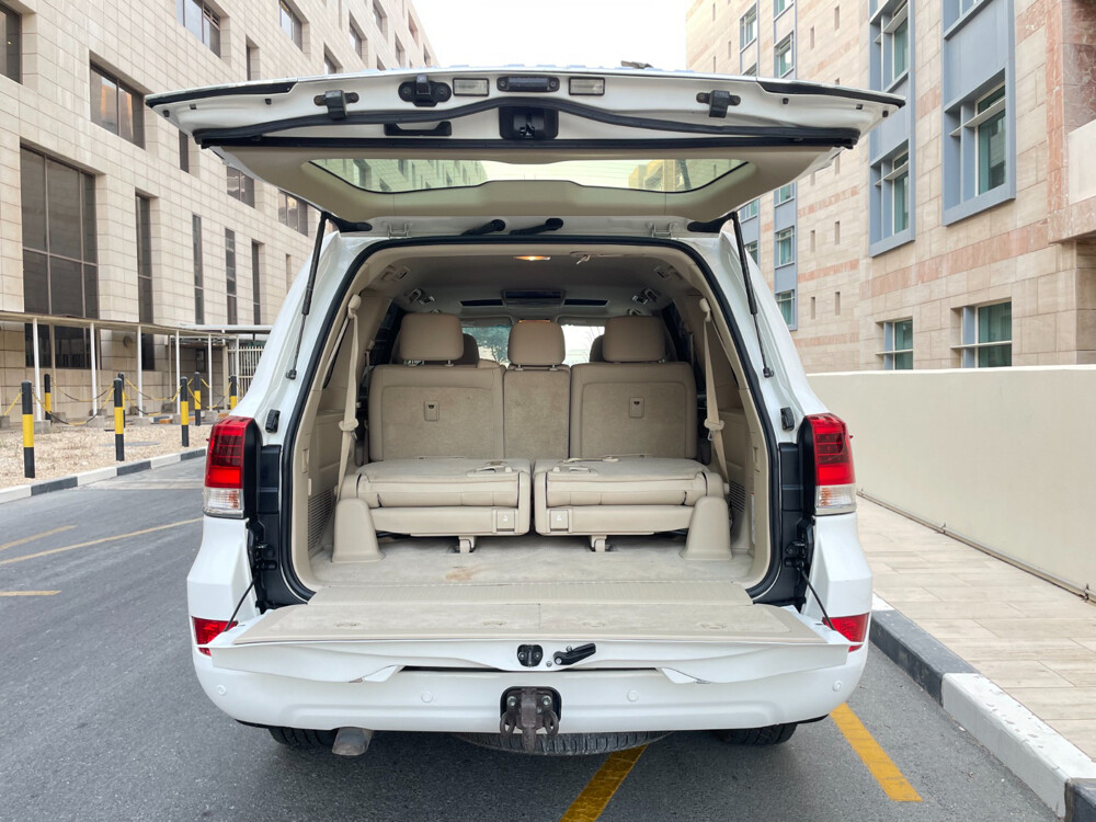 Toyota Land Cruiser 2018 GXR Grand  - 14