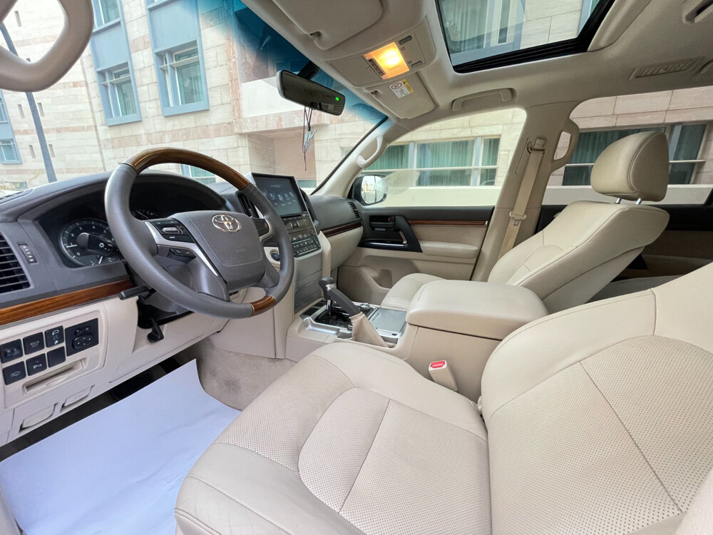 Toyota Land Cruiser 2018 GXR Grand  - 12