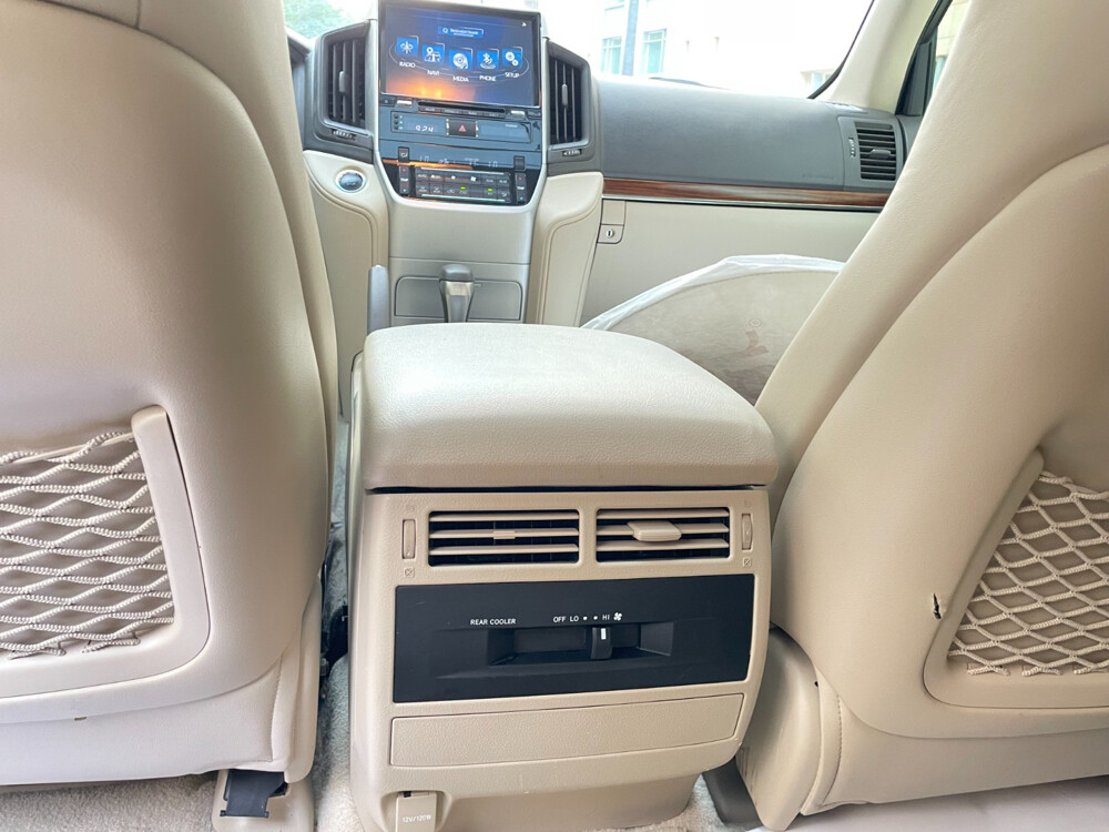 Toyota Land Cruiser 2018 GXR Grand  - 21